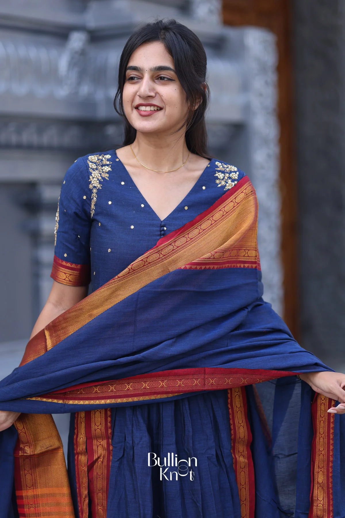 Basude Handloom Blue Suit Set - Image 3