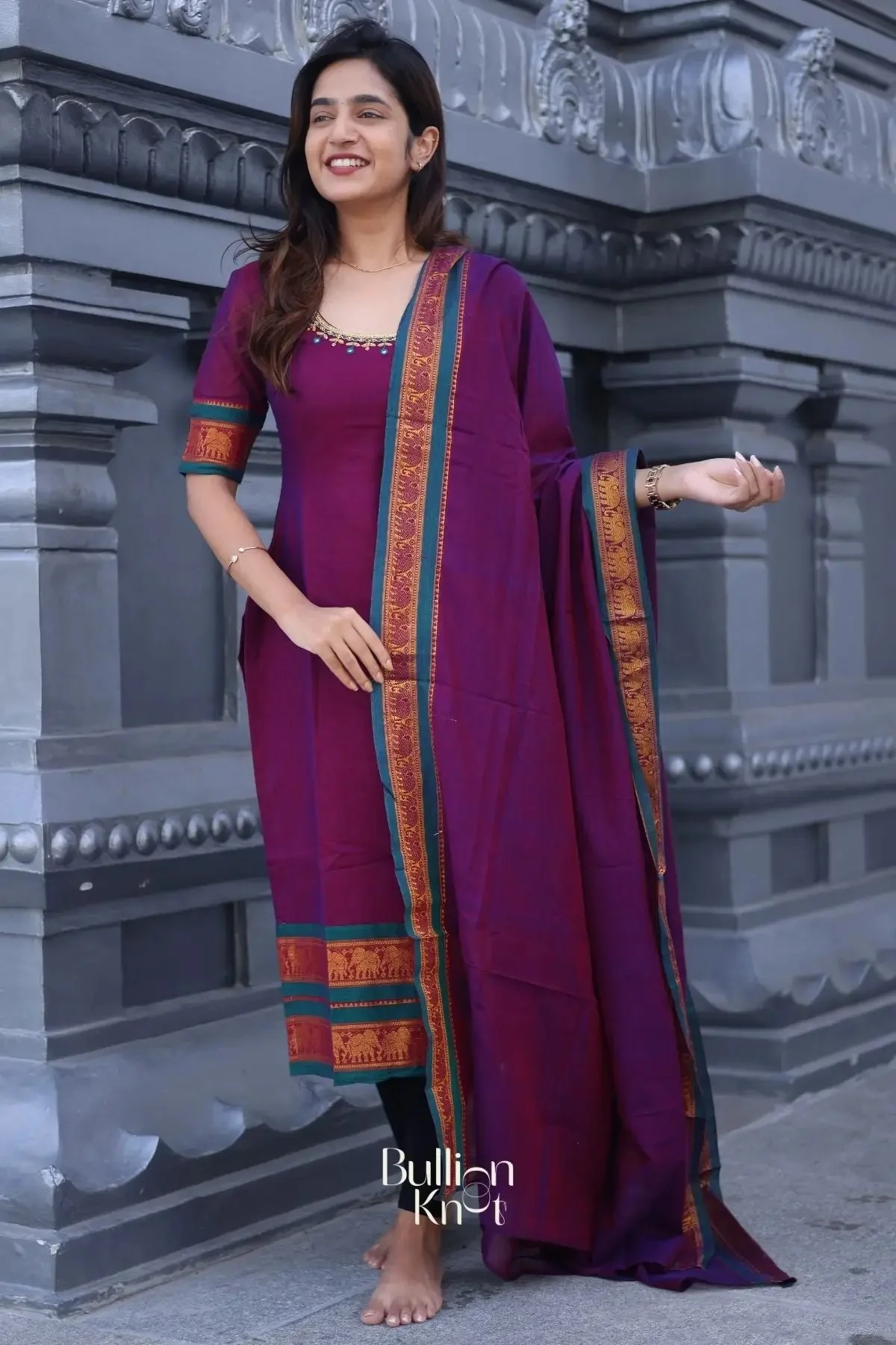 Bhavya Kurta set In Magenta - Image 4