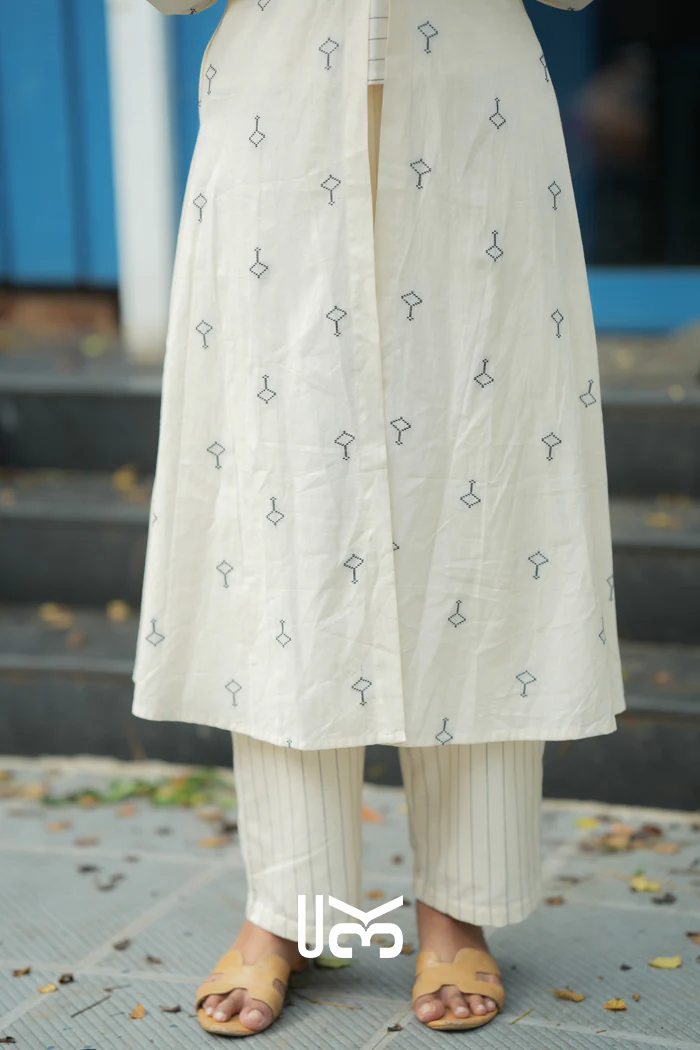 Diaa Handloom White Co-ord Set - Image 4