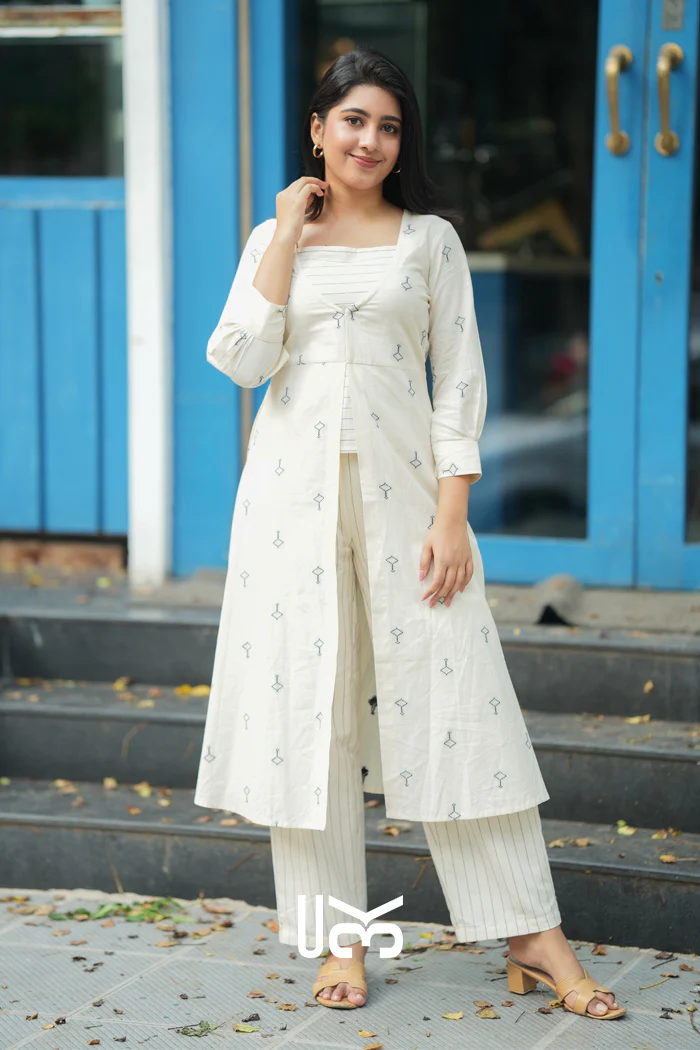 Diaa Handloom White Co-ord Set - Image 5
