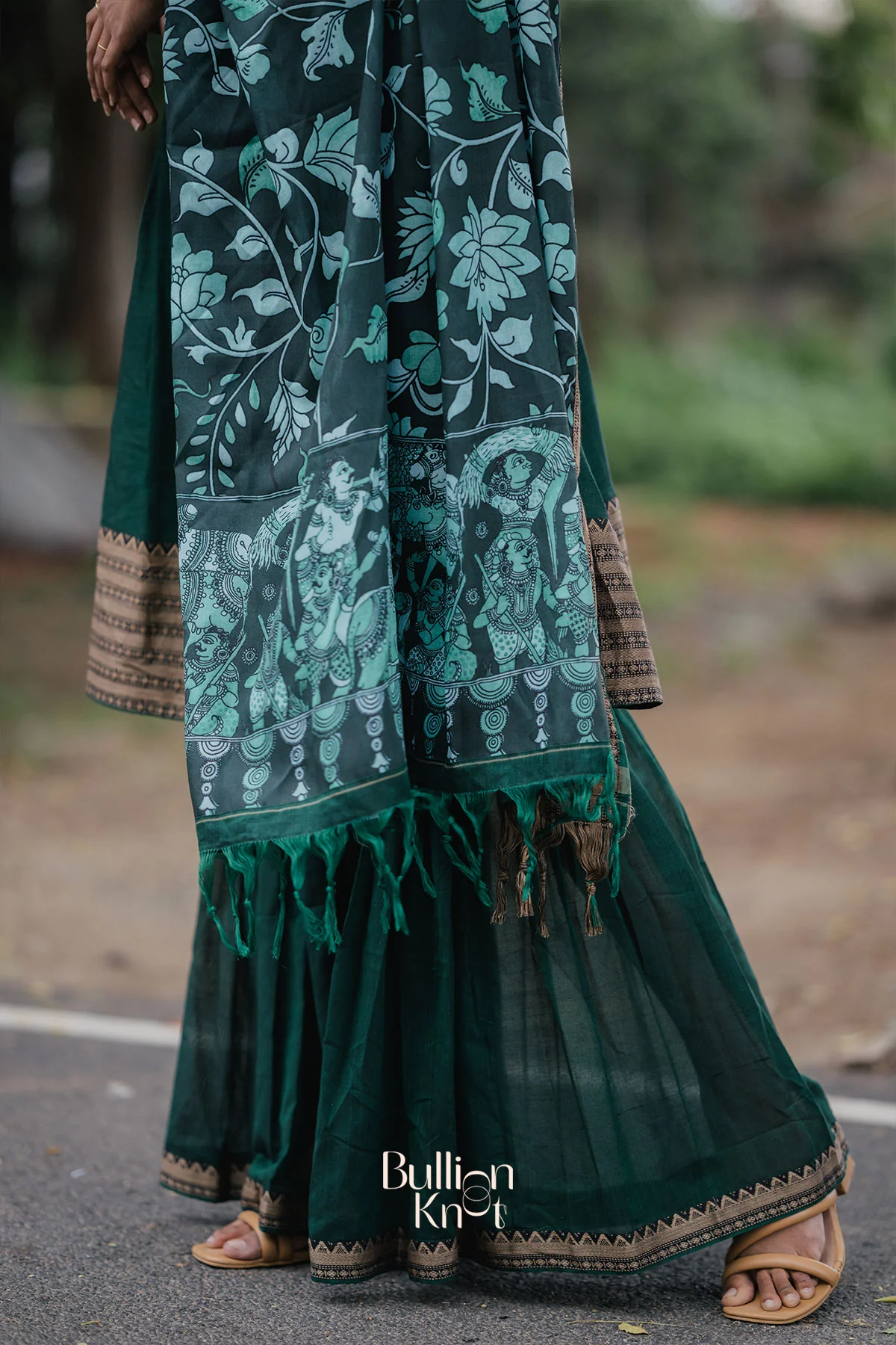 Gaatha Handloom Green Sharara Set - Image 4