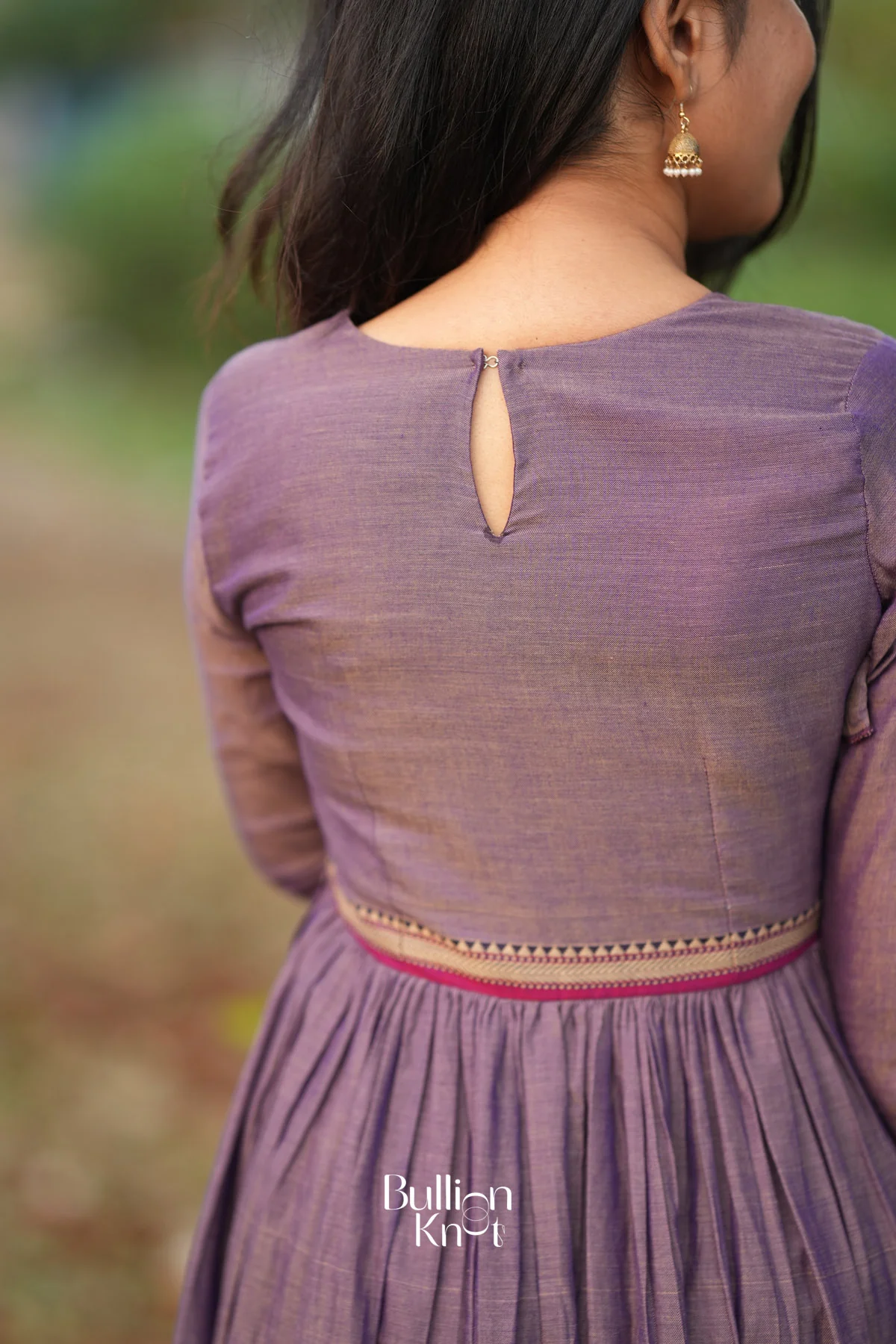 Lipika Handloom Greyish Lavender Kurta With Palazzo Set - Image 3