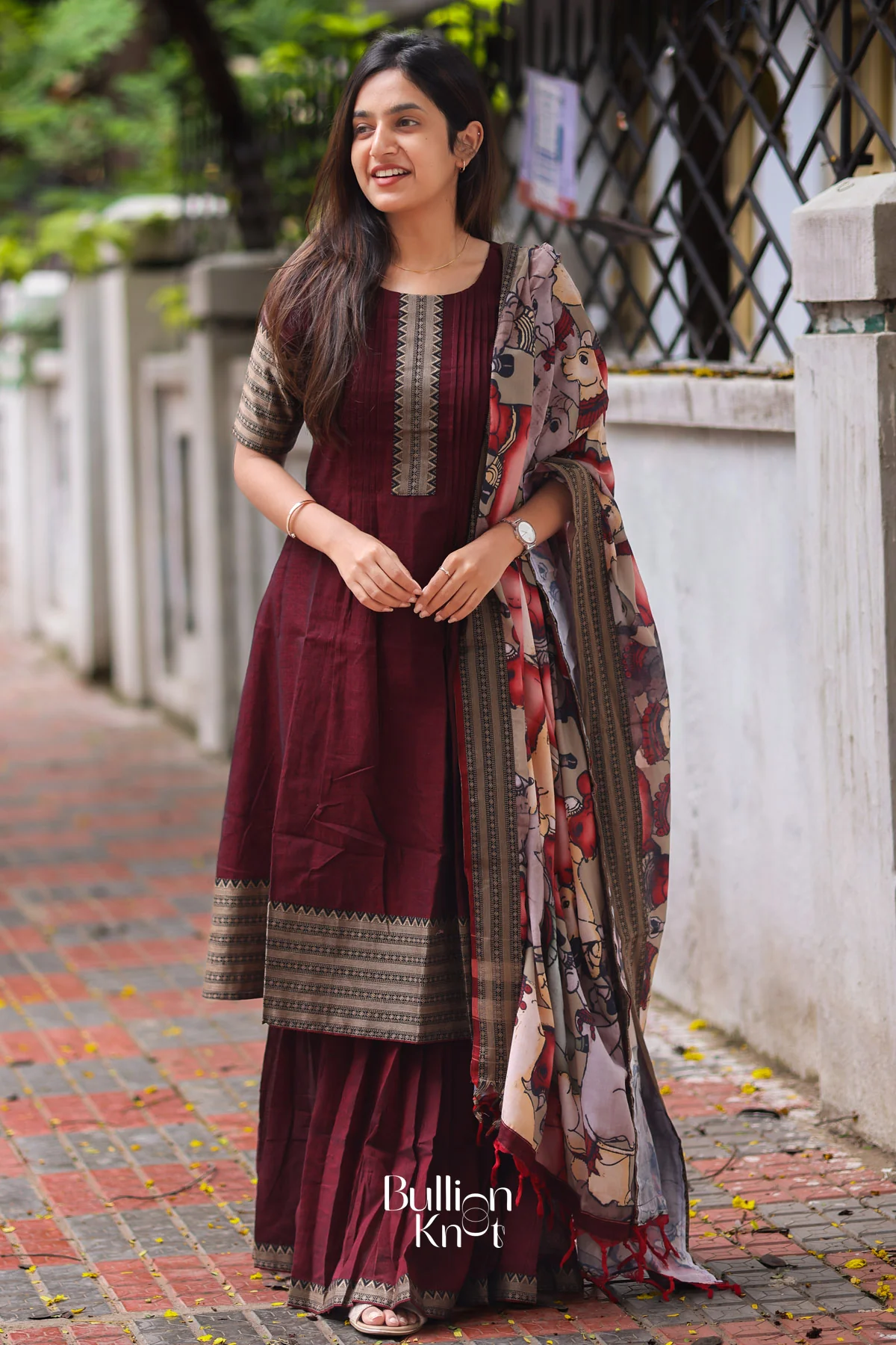 Maanvi Handloom Maroon Sharara Set - Image 5