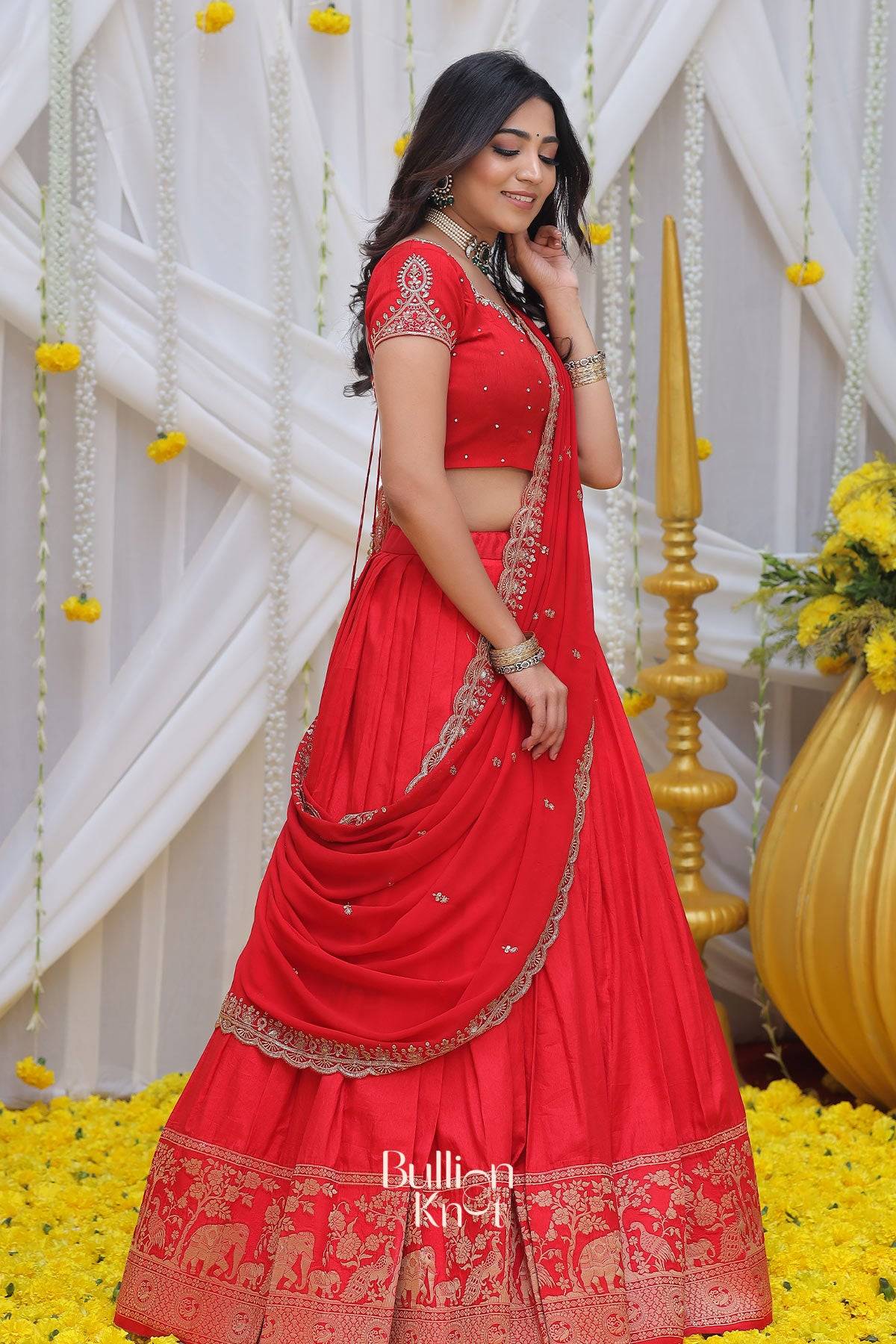 Maharani Red Lehenga Set - Image 7