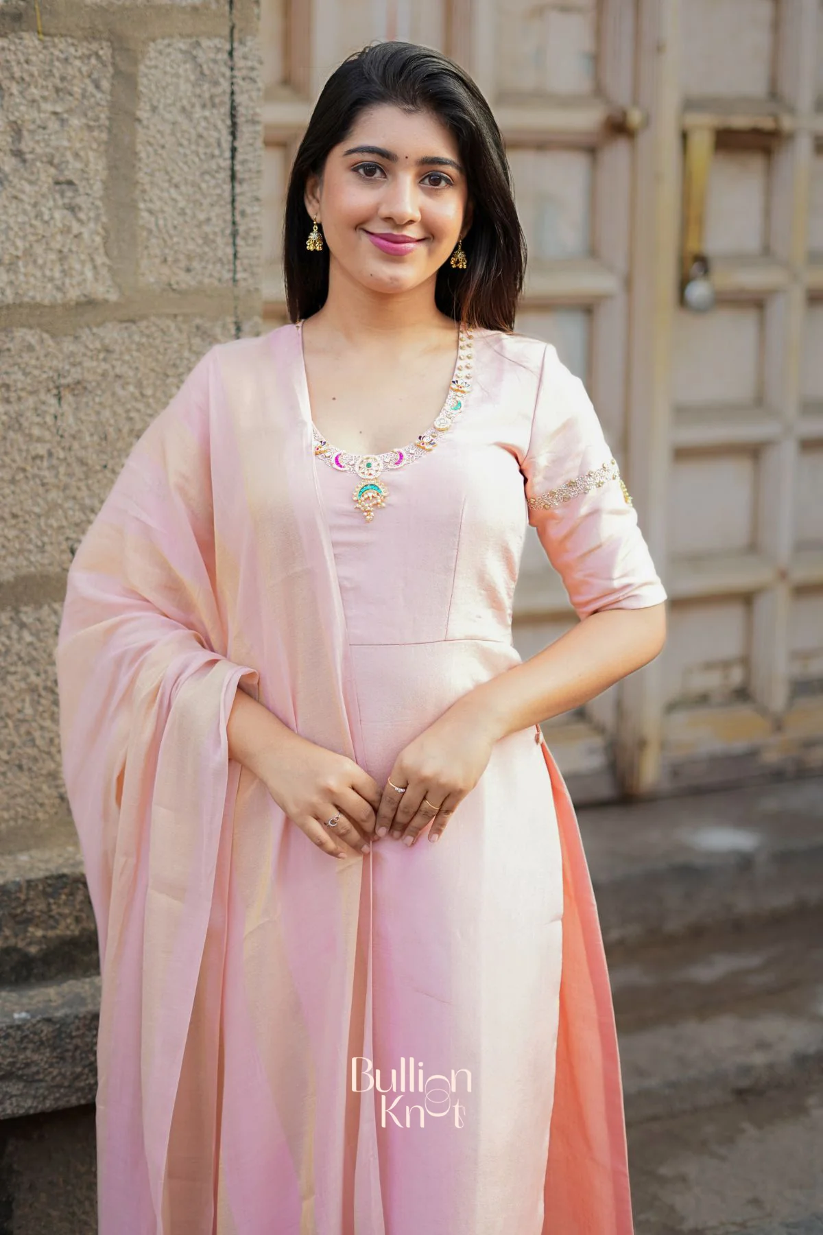 Noor Jadau Peach U-neckline Suit Set - Image 5