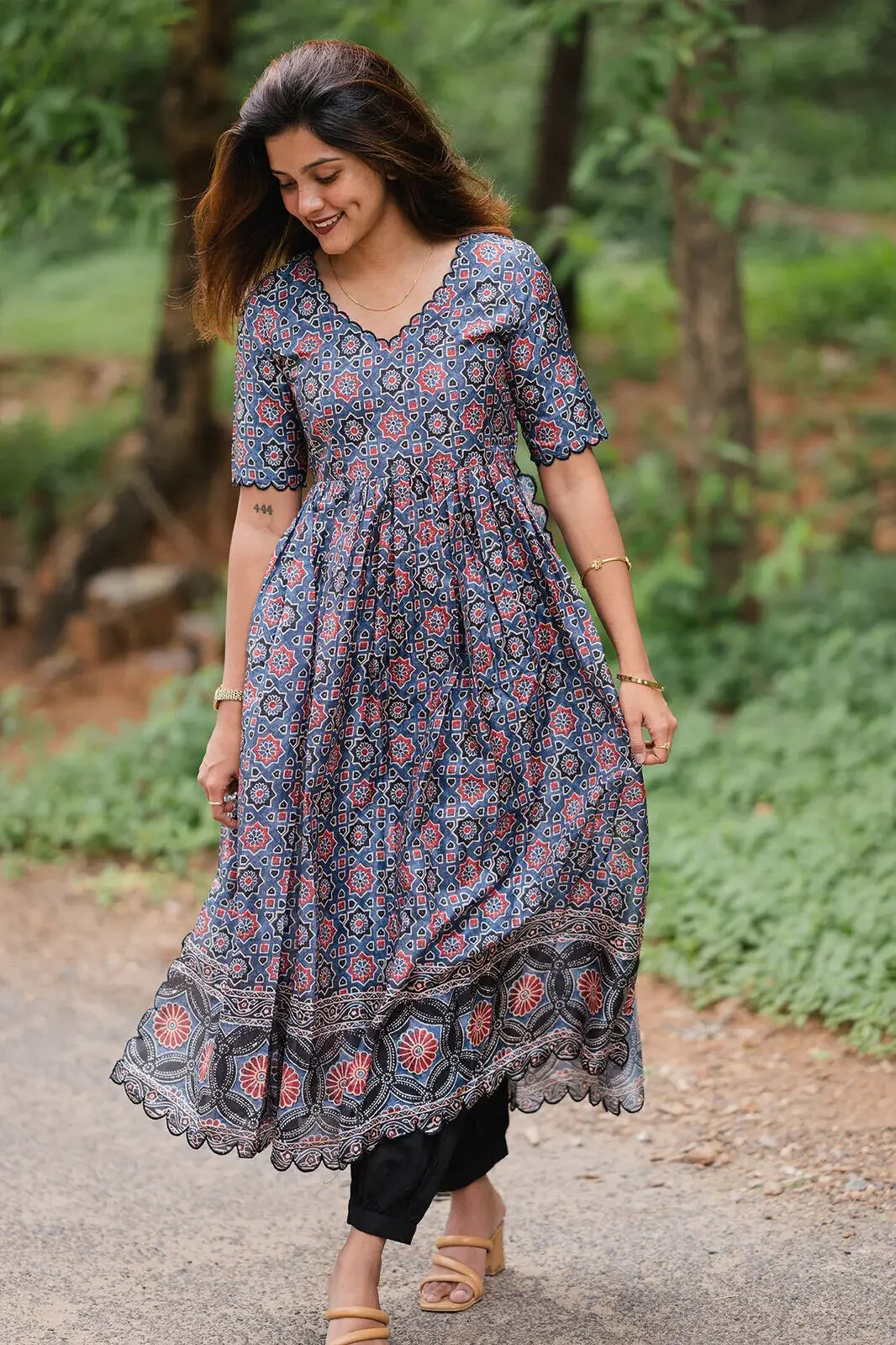 Piyo Ajarakh Kurta Set in Blue - Image 6