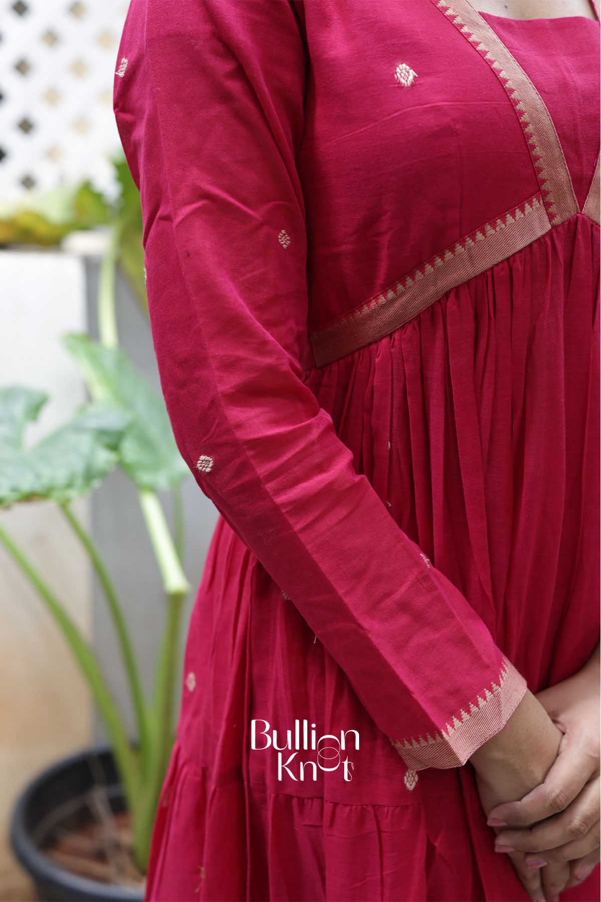 Rangika Rani Pink Handloom Kurta Set for Festive Occasions - Image 5