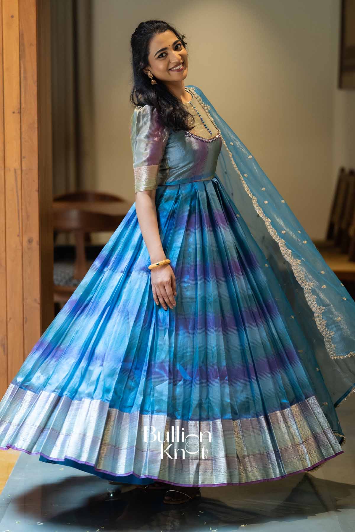 Uma Pattu Blue Organza Dress for Elegant Celebrations - Image 5