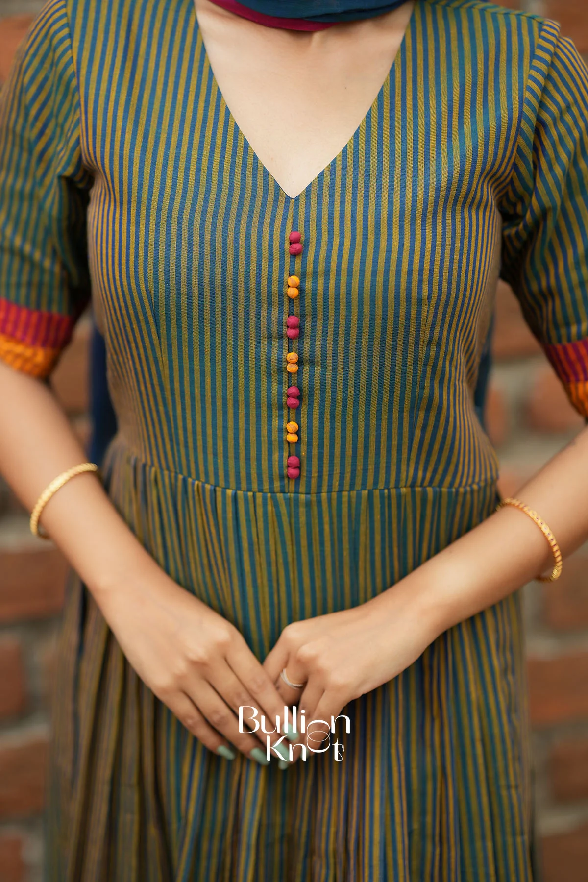 Virasat Teal Green Handloom Kurta Set with Dupatta - Image 5