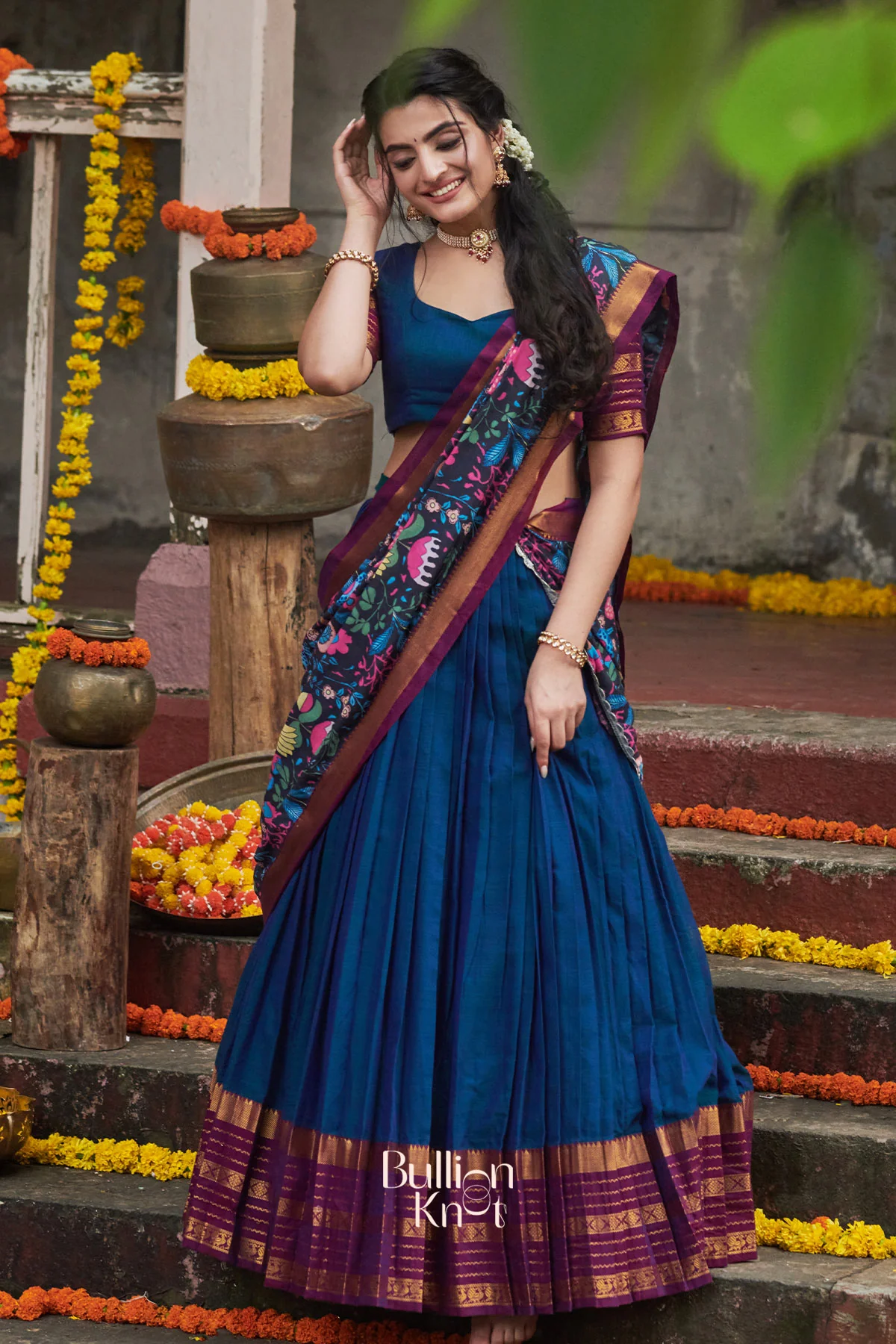 Vishnukund Handloom Peacock Blue Half Saree - Image 6