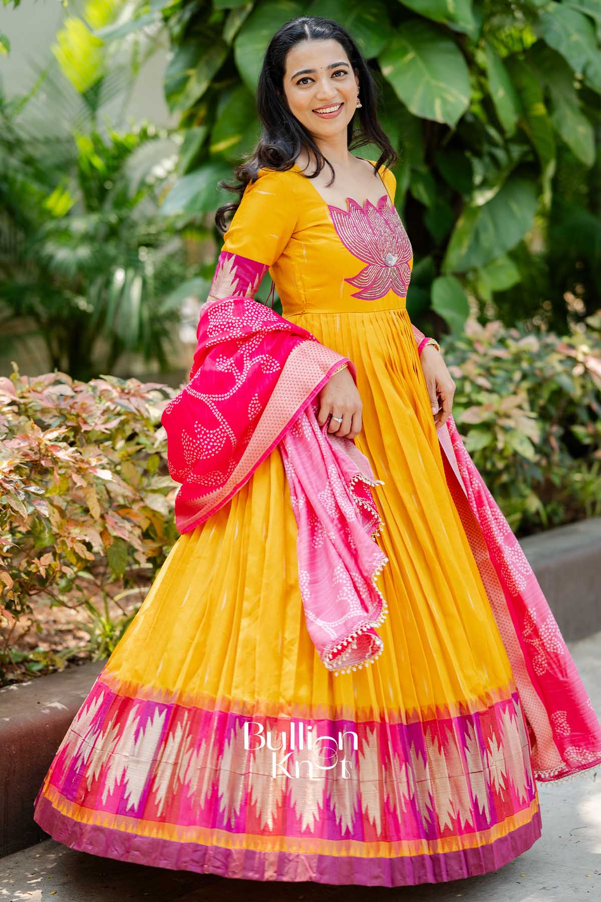 Vishwa Soft Silk Anarkali Suit Set with Hand-Embroidered Details - Image 6