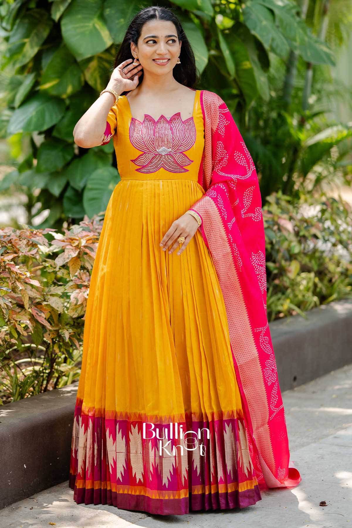 Vishwa Soft Silk Anarkali Suit Set with Hand-Embroidered Details - Image 7